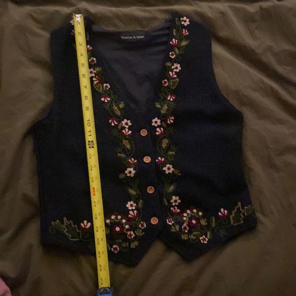 Embroidered vest - Tristan & Iseut - Picture 8 of 8
